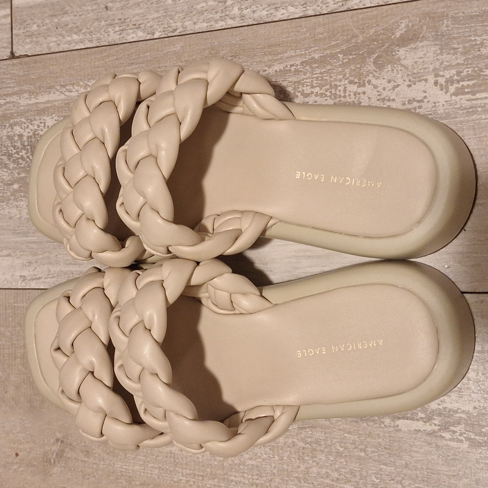 American Eagle  braided Sandals size 8